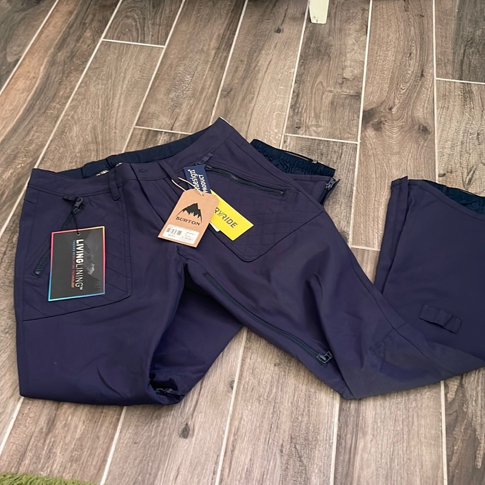 Burton womens ski pants